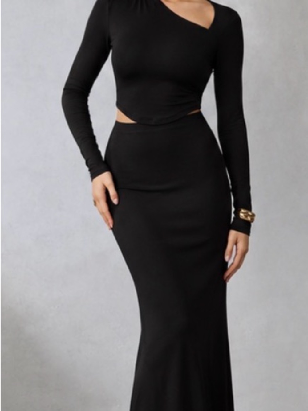 Commense Black Long Sleeve Cutout Maxi Gown